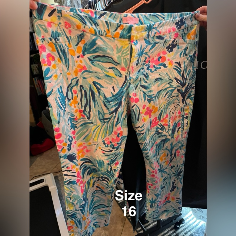Lilly capri pants